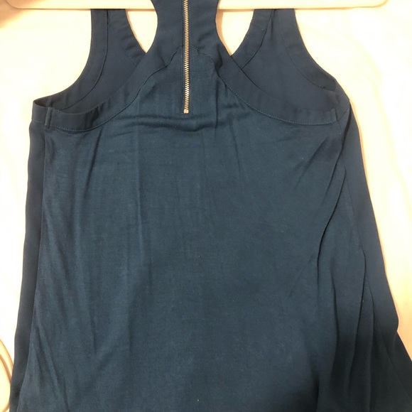 Express tank top - Picture 3 of 3